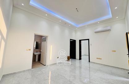 Apartment - 2 - 3 for rent in Zayed City (Khalifa City C) - Khalifa City - Abu Dhabi Apartment - 2 - 3 for rent in Zayed City (Khalifa City C) - Khalifa City - Abu Dhabi