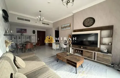 شقة - غرفة نوم - 2 حمامات للايجار في روكان جي 22 - منطقة 11 - قرية جميرا الدائرية - دبي