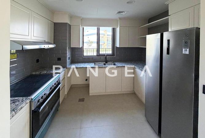 143753433 - Property Image 3