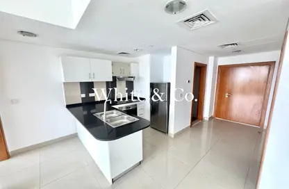 Apartment - 1 Bedroom - 1 Bathroom for rent in Ocean Heights - Dubai Marina - Dubai