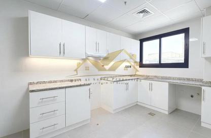 Apartment - 2 Bedrooms - 3 Bathrooms for rent in Al Badaa Street - Al Badaa - Dubai