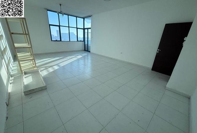 102834139 - الصورة الرئيسية للعقار