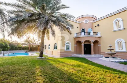 Villa - 5 Bedrooms - 6 Bathrooms for rent in Legacy Large - Legacy - Jumeirah Park - Dubai