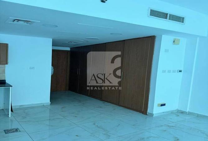 68270200 - Property Image 3