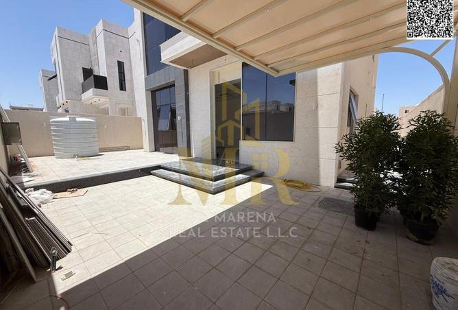 89654411 - Property Image 3