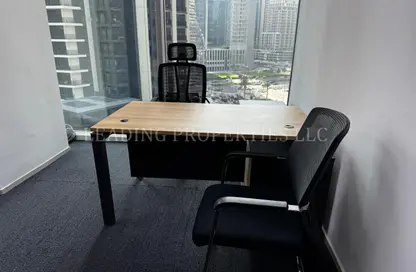 مركز أعمال - استوديو للايجار في برج بايناري - الخليج التجاري - دبي