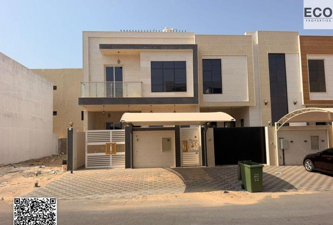 Villa at a bargain price in a prime location