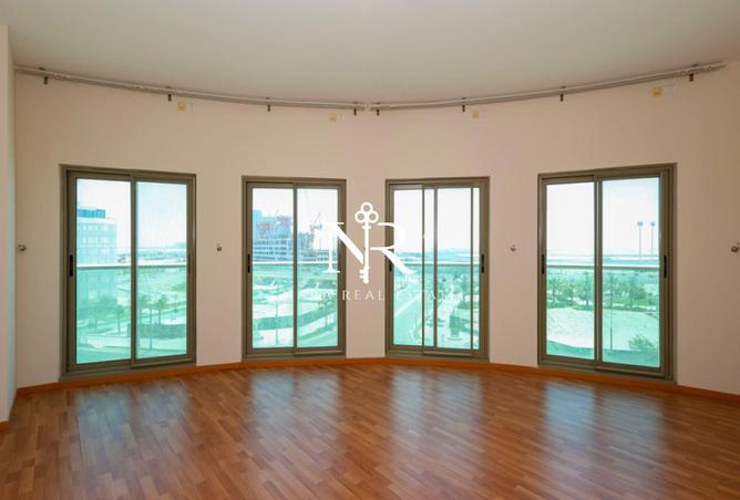 111403735 - Property Image 2
