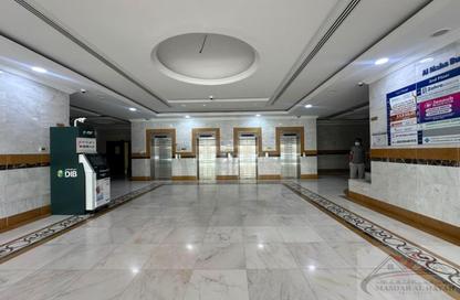 Full Floor - Studio - 2 for rent in Al Thani Muwaileh - Muwaileh Commercial - Sharjah