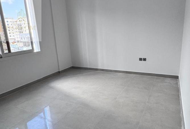 73881745 - Property Image 2