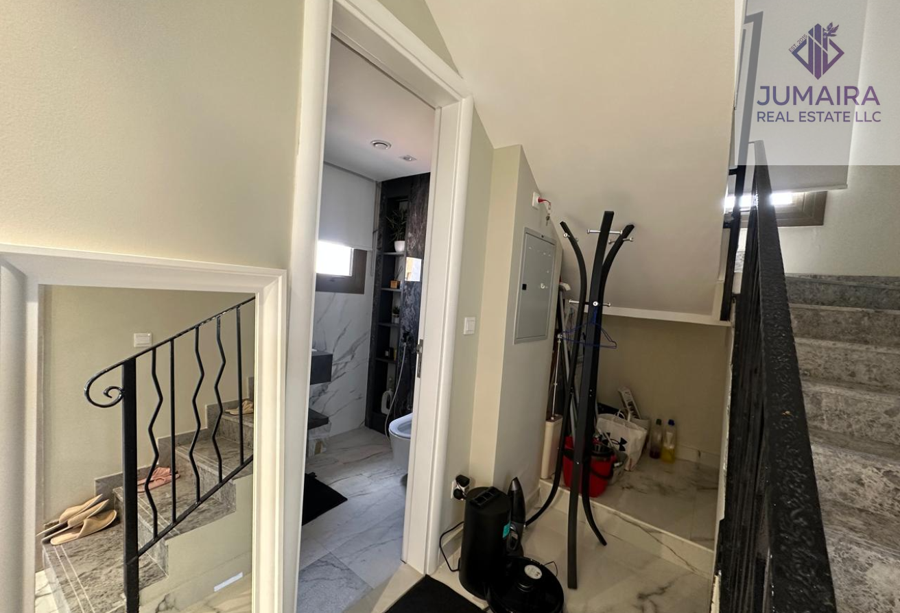Renovated 4BR + Maid/Driver Room | VIP Villa