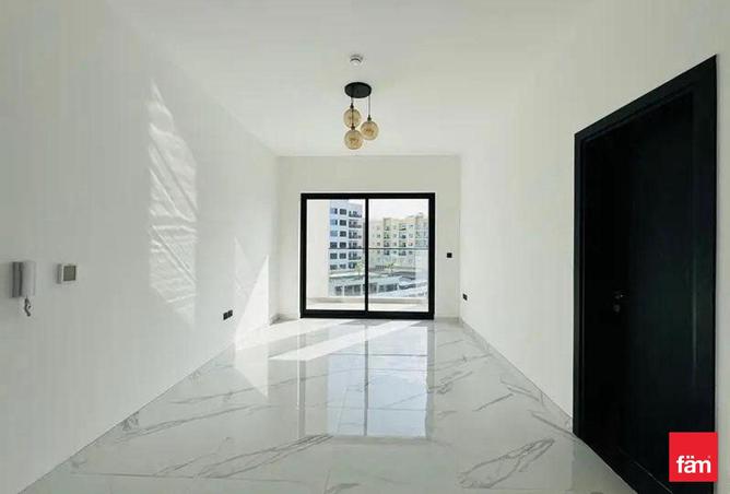 67454257 - صورة العقار 3