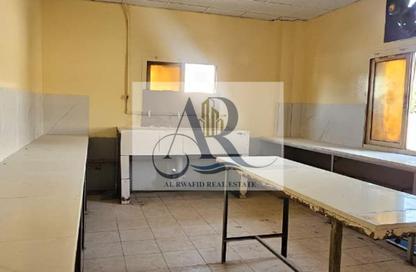 Labor Camp - Studio - 7+ Bathrooms for rent in Al Goaz - Wasit - Sharjah