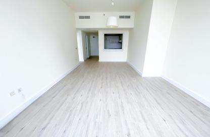 Apartment - 1 Bedroom - 2 Bathrooms for rent in Hamilton Tower - Business Bay - Dubai