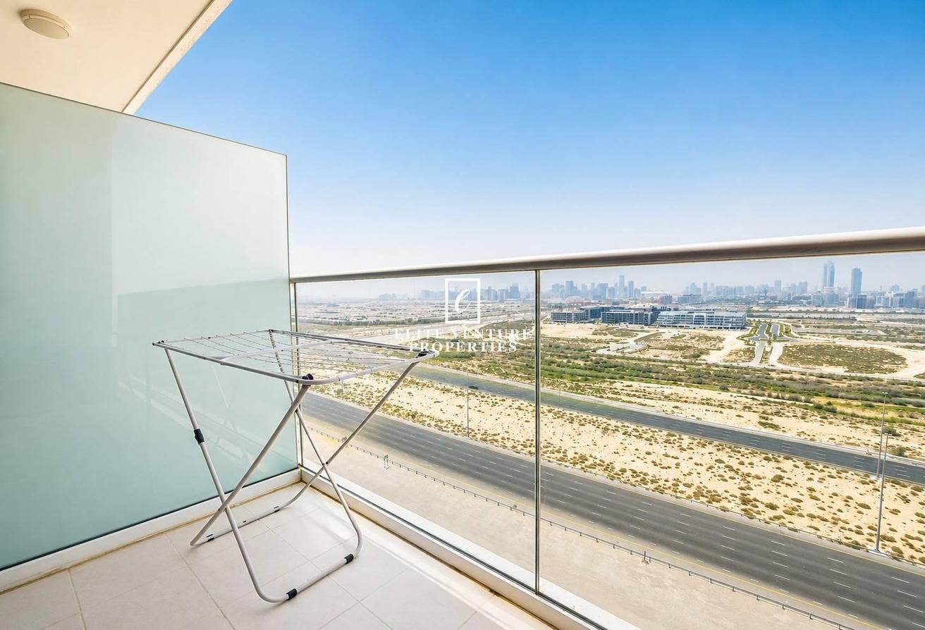 FULLY FURNISHED | HIGH FLOOR | 12 CHEQUES WITH BILLS photo 8