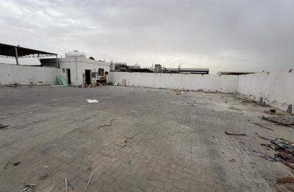 Warehouse - Studio - 1 Bathroom for rent in Al Sajaa Industrial - Al Sajaa - Sharjah