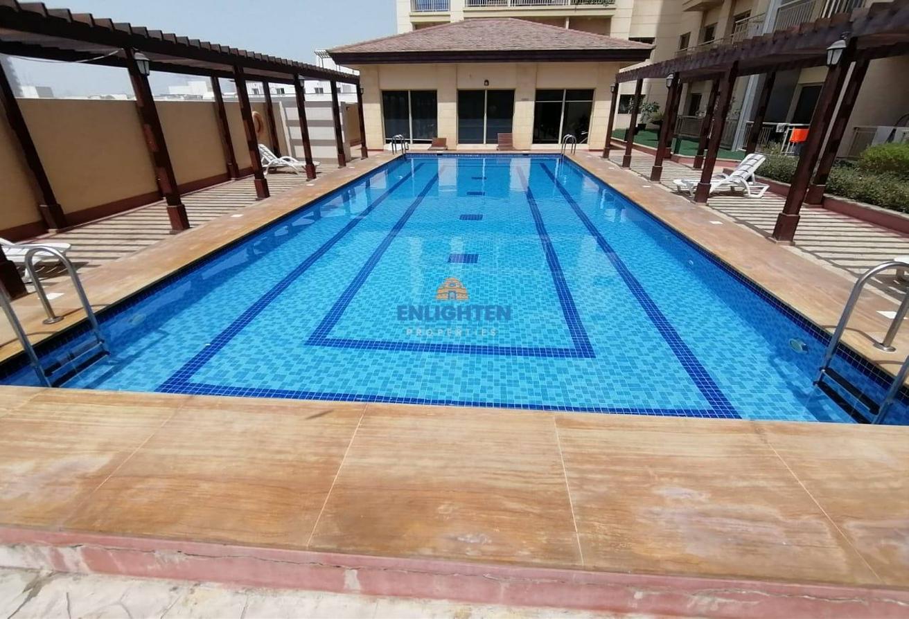 STUDIO APARTMENT | BRIGHT | SPACIOUS | CALL US NOW photo 6