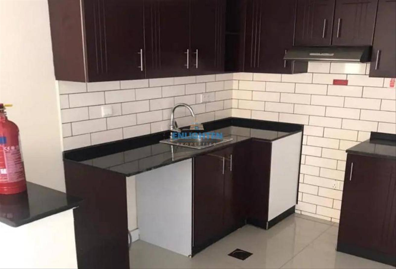 STUDIO APARTMENT | BRIGHT | SPACIOUS | CALL US NOW photo 4