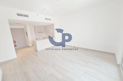 Apartment - 2 - 2 for rent in Waters Edge - Yas Island - Abu Dhabi