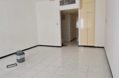 Apartment - Studio - 1 Bathroom for rent in Al Majaz 2 - Al Majaz - Sharjah