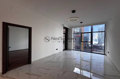 Apartment - 1 Bedroom - 2 Bathrooms for rent in Royal Regency - Business Bay - Dubai