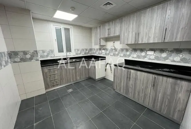 142368010 - Property Image 3