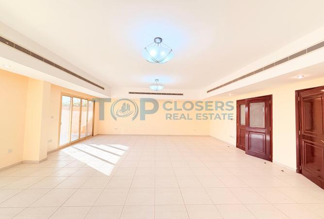 100866293 - Property Image 3