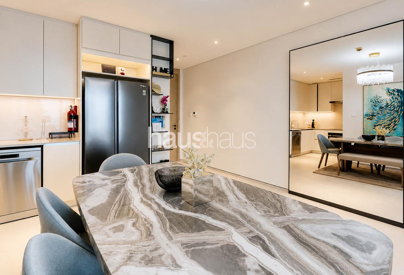 Luxury Living | Sea Views | Furnsihed photo 8
