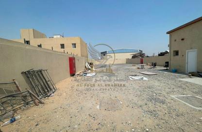 Land - Studio for rent in Al Jlail - Al Sajaa - Sharjah