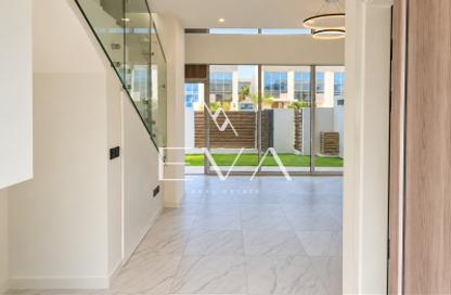 Townhouse - 1 - 2 for rent in Rukan 3 - Rukan - Dubai