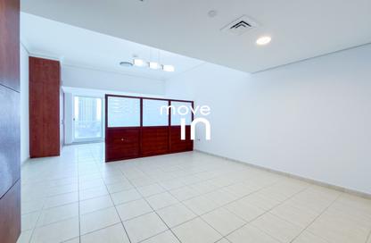Apartment - Studio - 1 Bathroom for rent in Lake Terrace - JLT Cluster D - Jumeirah Lake Towers - Dubai