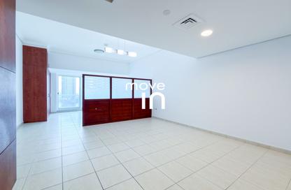 Apartment - Studio - 1 Bathroom for rent in Lake Terrace - JLT Cluster D - Jumeirah Lake Towers - Dubai Apartment - Studio - 1 Bathroom for rent in Lake Terrace - JLT Cluster D - Jumeirah Lake Towers - Dubai