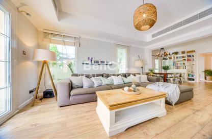 Villa - 4 Bedrooms - 3 Bathrooms for sale in Springs 9 - The Springs - Dubai