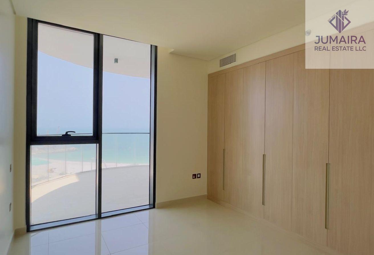 3-BR Sea View Apart with Maid’s Room & Storage