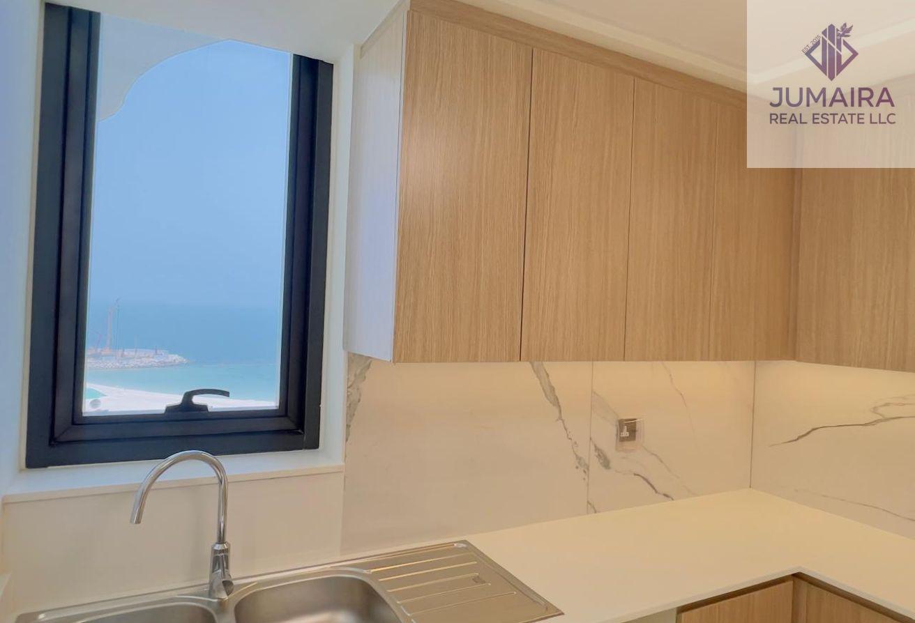 3-BR Sea View Apart with Maid’s Room & Storage