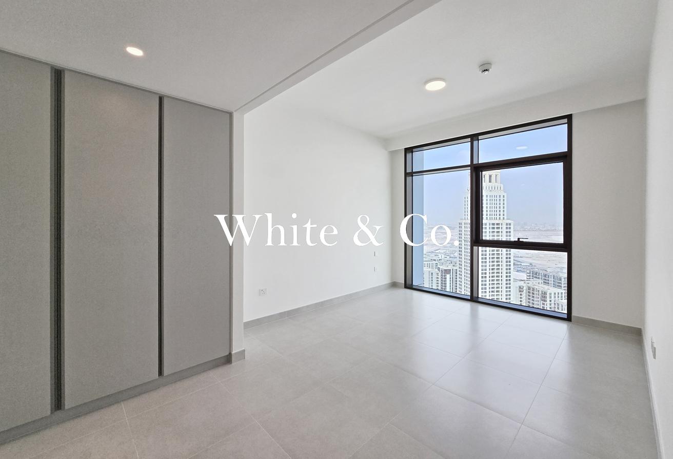 High Floor | Ready To Move |Luxury Living photo 6