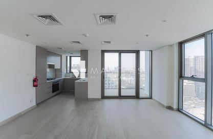 Apartment - 2 Bedrooms - 4 Bathrooms for rent in Fawad Azizi Residence - Dubai Healthcare City 2 - Al Jaddaf - Dubai