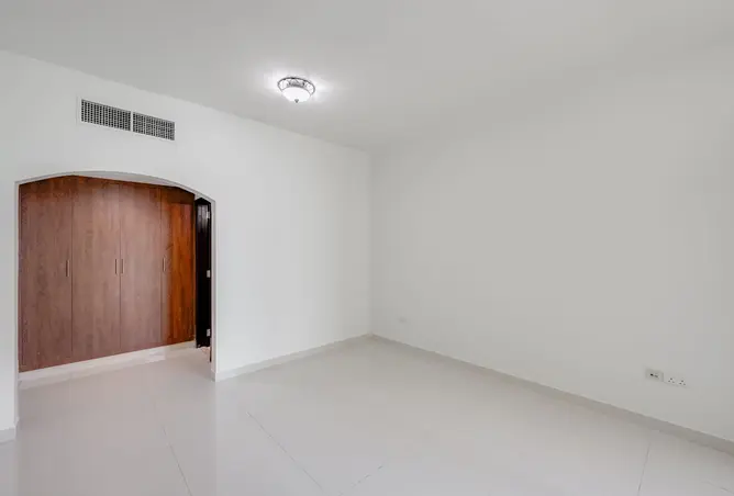 155070997 - Property Image 3
