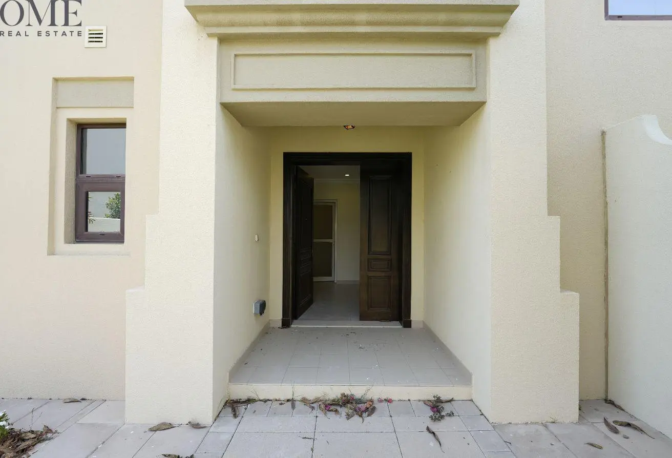 87033314 - Property Main Image