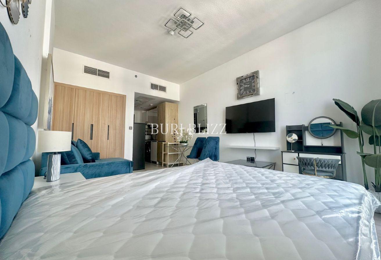 Bright Studio | Multiple Cheques | Prime Location photo 10