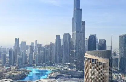 Apartment - 3 Bedrooms - 4 Bathrooms for rent in Downtown Views - Zabeel 2 - Zabeel - Dubai