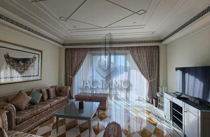 Apartment - 3 Bedrooms - 4 Bathrooms for rent in Palazzo Versace - Culture Village - Dubai