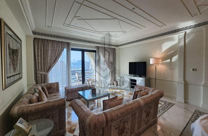 Apartment - 3 Bedrooms - 4 Bathrooms for rent in Palazzo Versace - Culture Village - Dubai