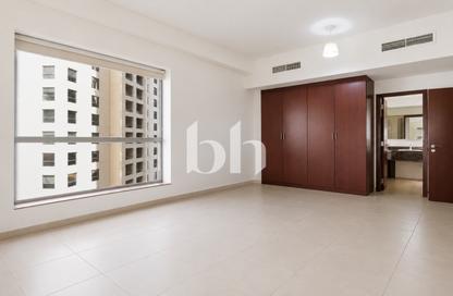 Apartment - 2 Bedrooms for sale in Bahar 1 - Bahar - Jumeirah Beach Residence - Dubai