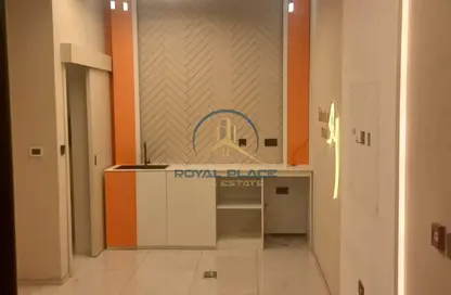 Retail - Studio - 1 Bathroom for rent in AZIZI Riviera 48 - AZIZI Riviera - Meydan One - Meydan - Dubai