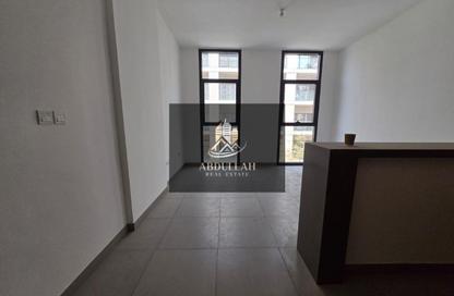 Apartment - Studio - 1 Bathroom for rent in Al Mamsha - Muwaileh - Sharjah