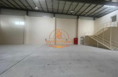 Warehouse - Studio - 2 Bathrooms for rent in Umm Al Quwain Marina - Umm Al Quwain