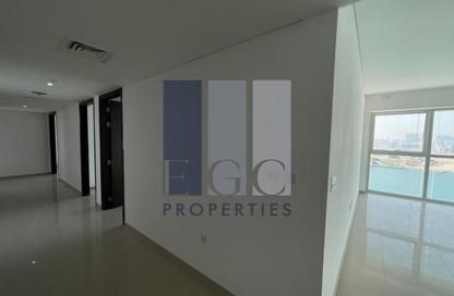 Apartment - 3 Bedrooms - 3 Bathrooms for rent in RAK Tower - Marina Square - Al Reem Island - Abu Dhabi Apartment - 3 Bedrooms - 3 Bathrooms for rent in RAK Tower - Marina Square - Al Reem Island - Abu Dhabi