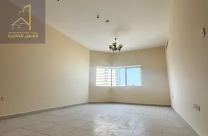 شقة - 2 غرف نوم - 3 حمامات للايجار في برج النخلة 3 - أبراج النخلة - المجاز - الشارقة شقة - 2 غرف نوم - 3 حمامات للايجار في برج النخلة 3 - أبراج النخلة - المجاز - الشارقة