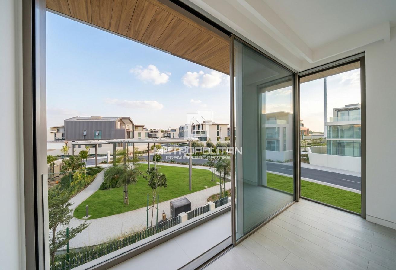 Corner | Open Park View | SD G+1 | Near Amenities photo 10